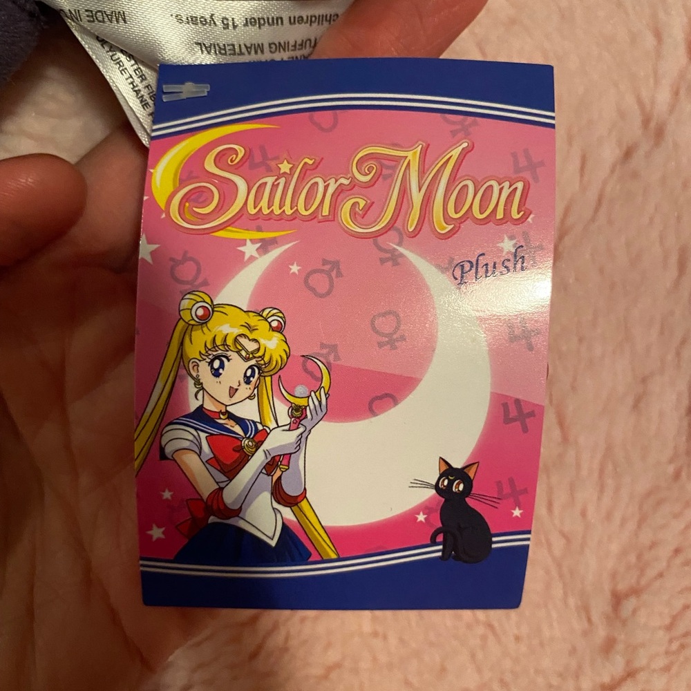 Sailor Moon 7 inches Luna plush - Picture 5 of 6